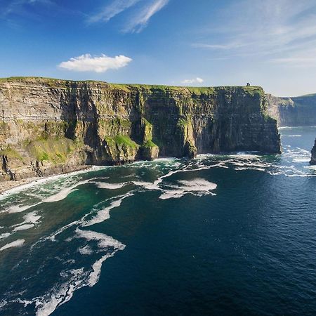 Retro Camper Hire Discover Ireland Дъблин Екстериор снимка