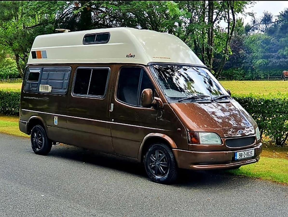 Retro Camper Hire Hotel Дъблин Екстериор снимка