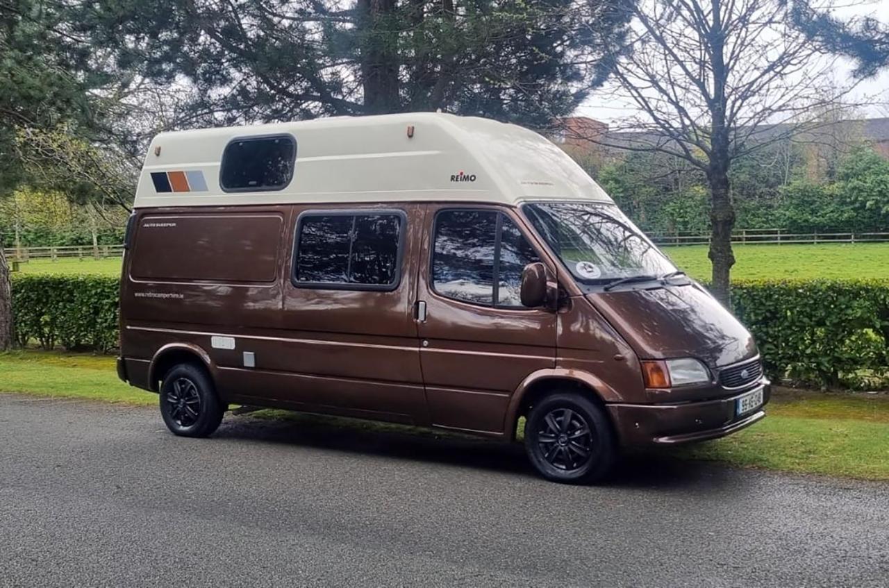 Retro Camper Hire Hotel Дъблин Екстериор снимка