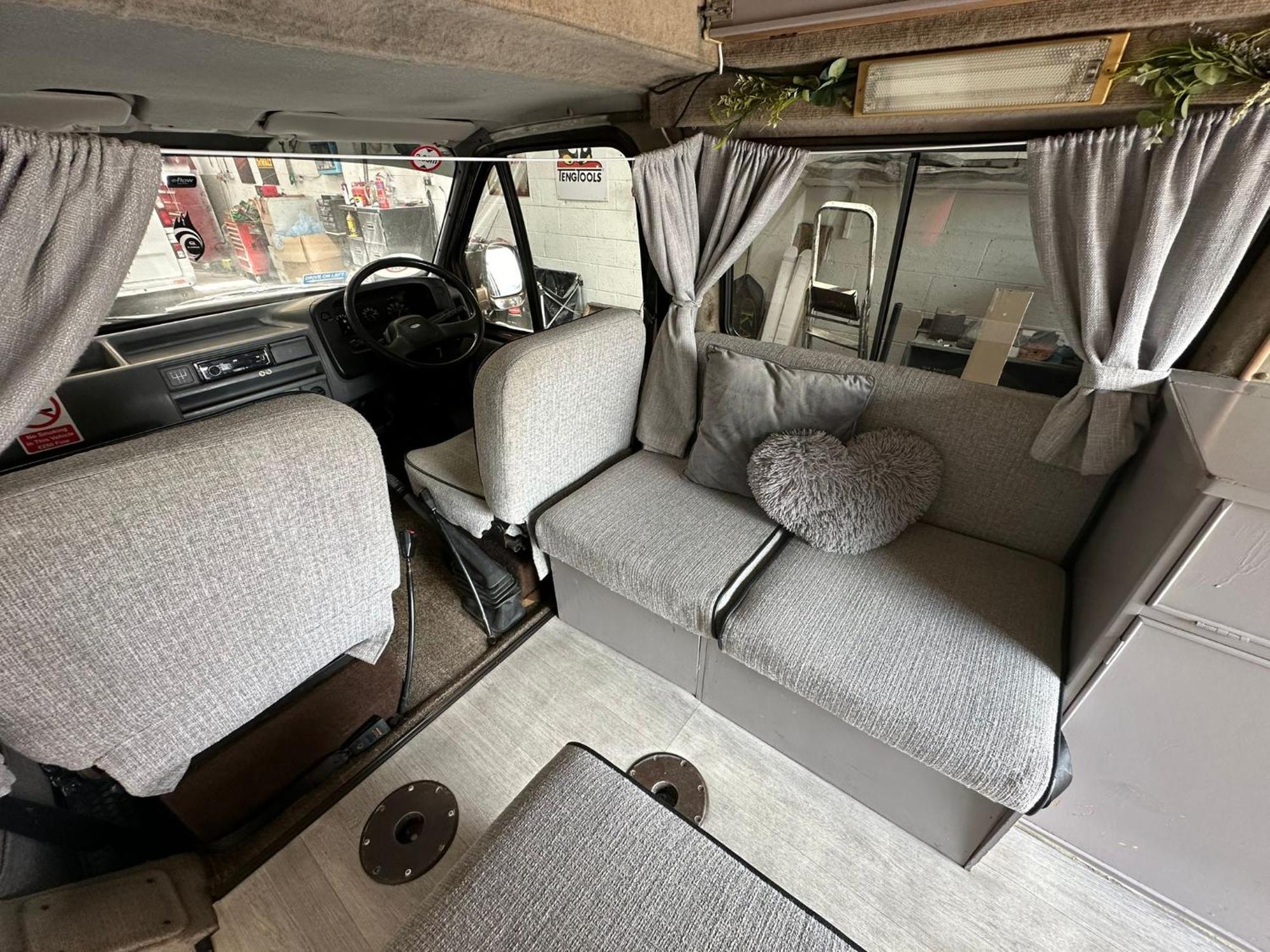 Retro Camper Hire Hotel Дъблин Екстериор снимка