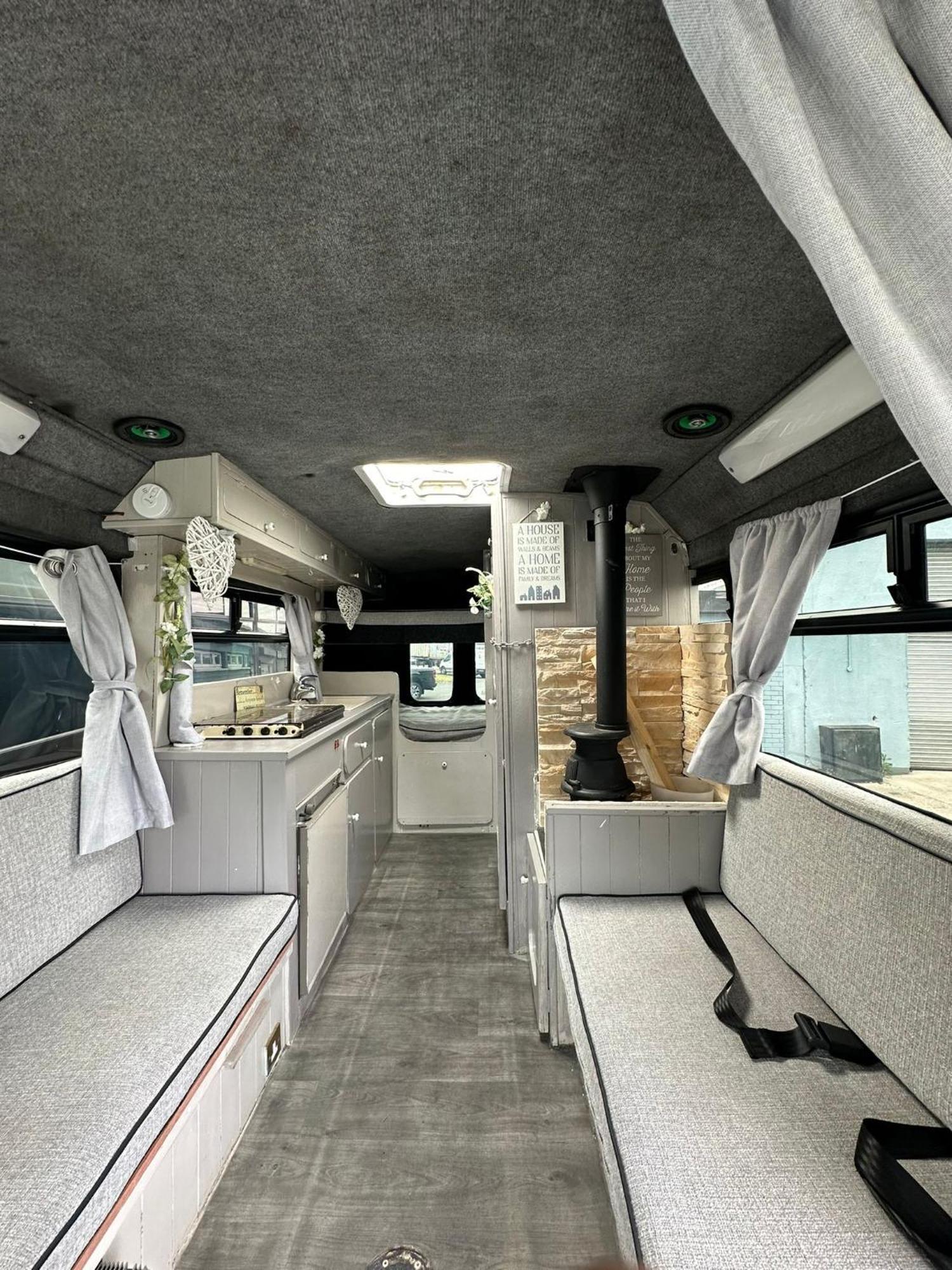 Retro Camper Hire Discover Ireland Дъблин Екстериор снимка