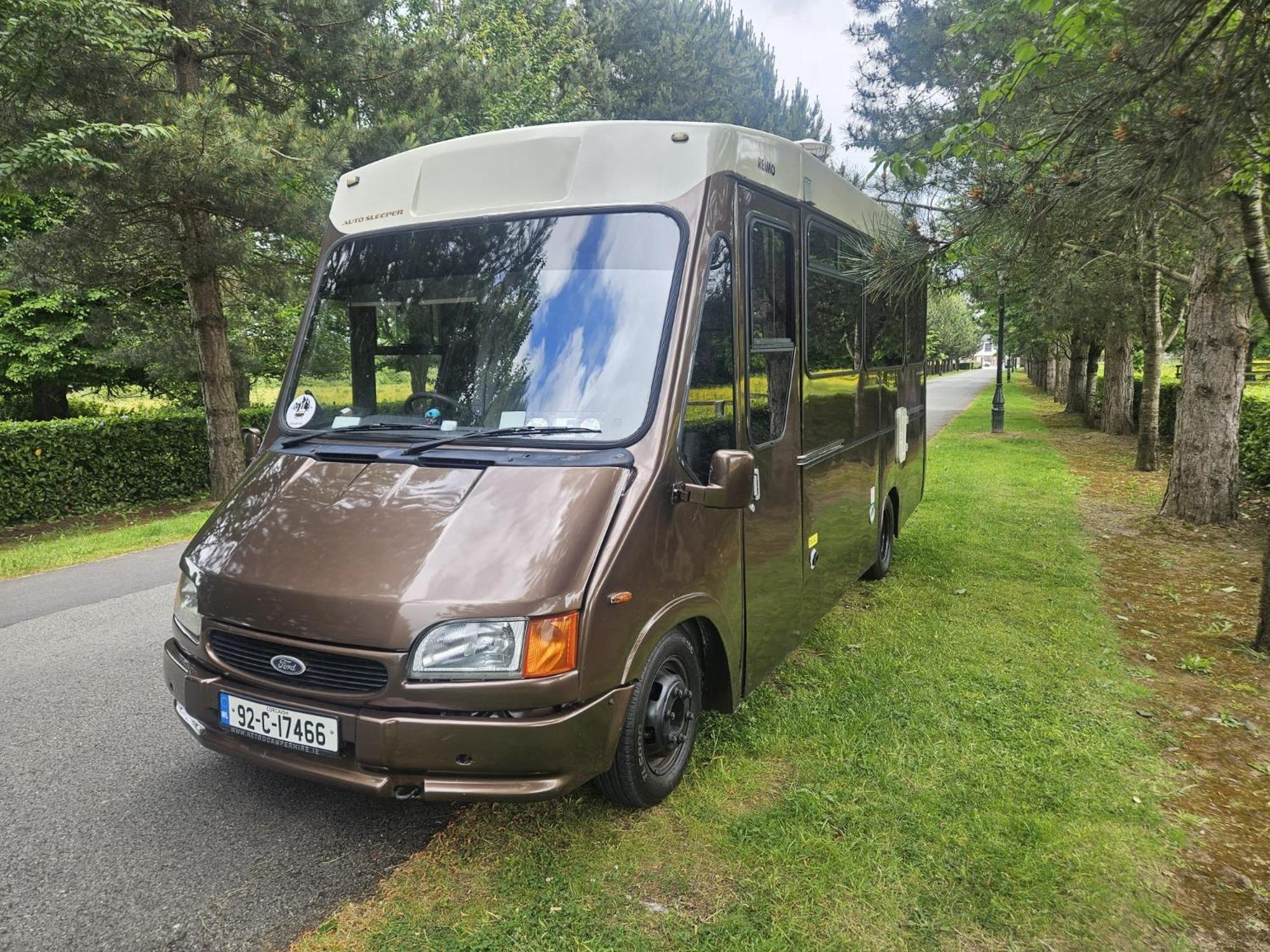 Retro Camper Hire Hotel Дъблин Екстериор снимка