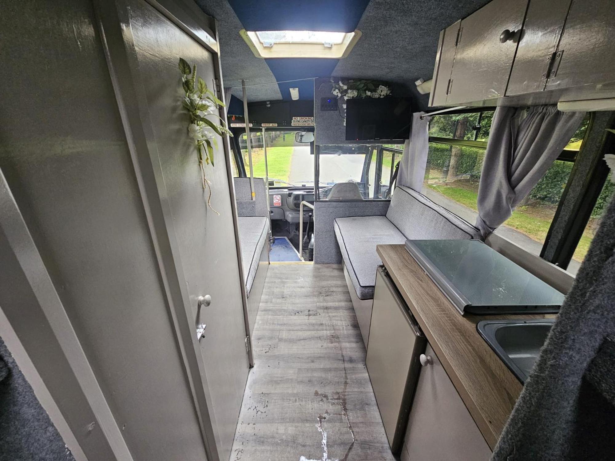 Retro Camper Hire Hotel Дъблин Екстериор снимка