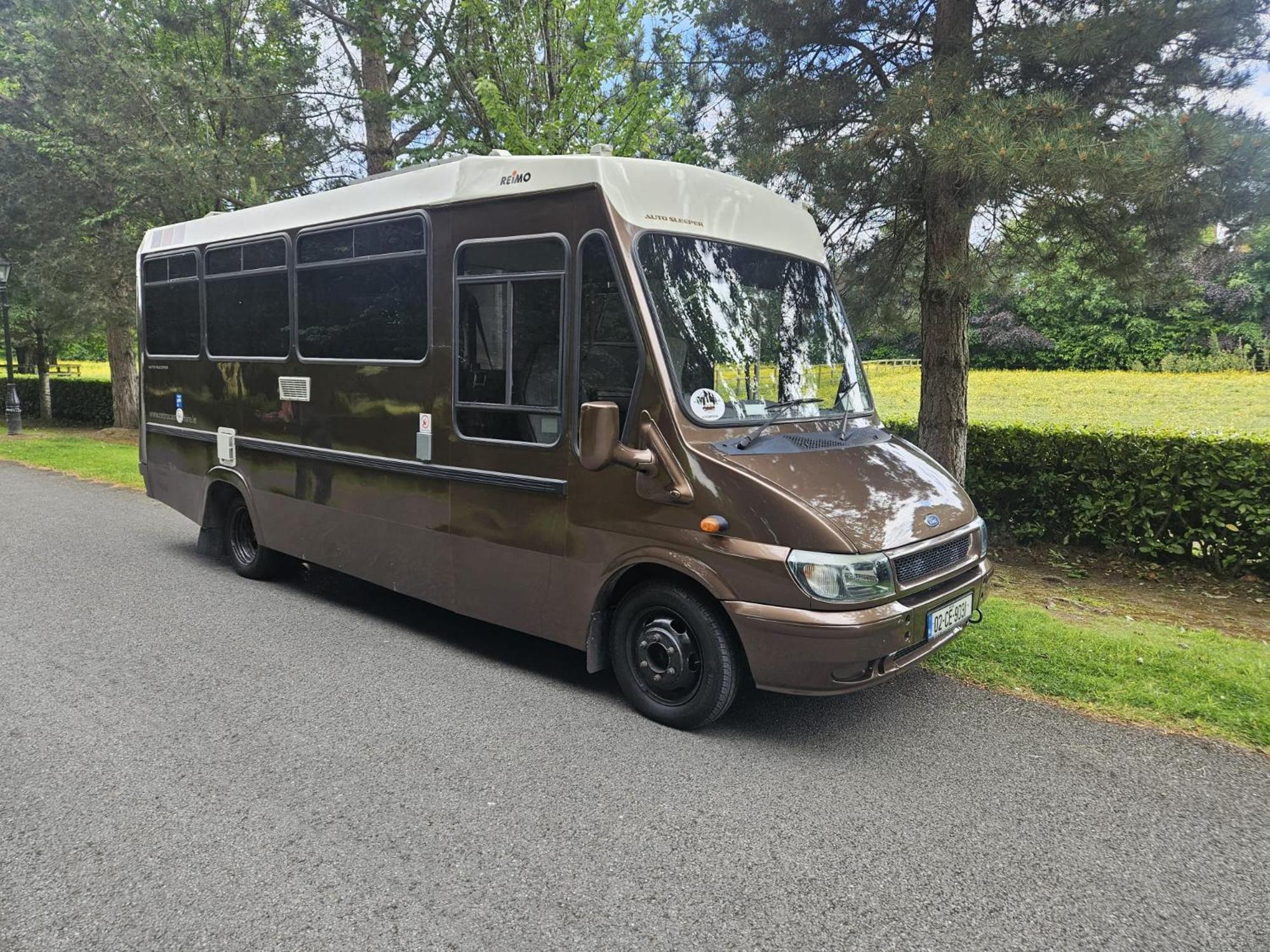 Retro Camper Hire Discover Ireland Дъблин Екстериор снимка