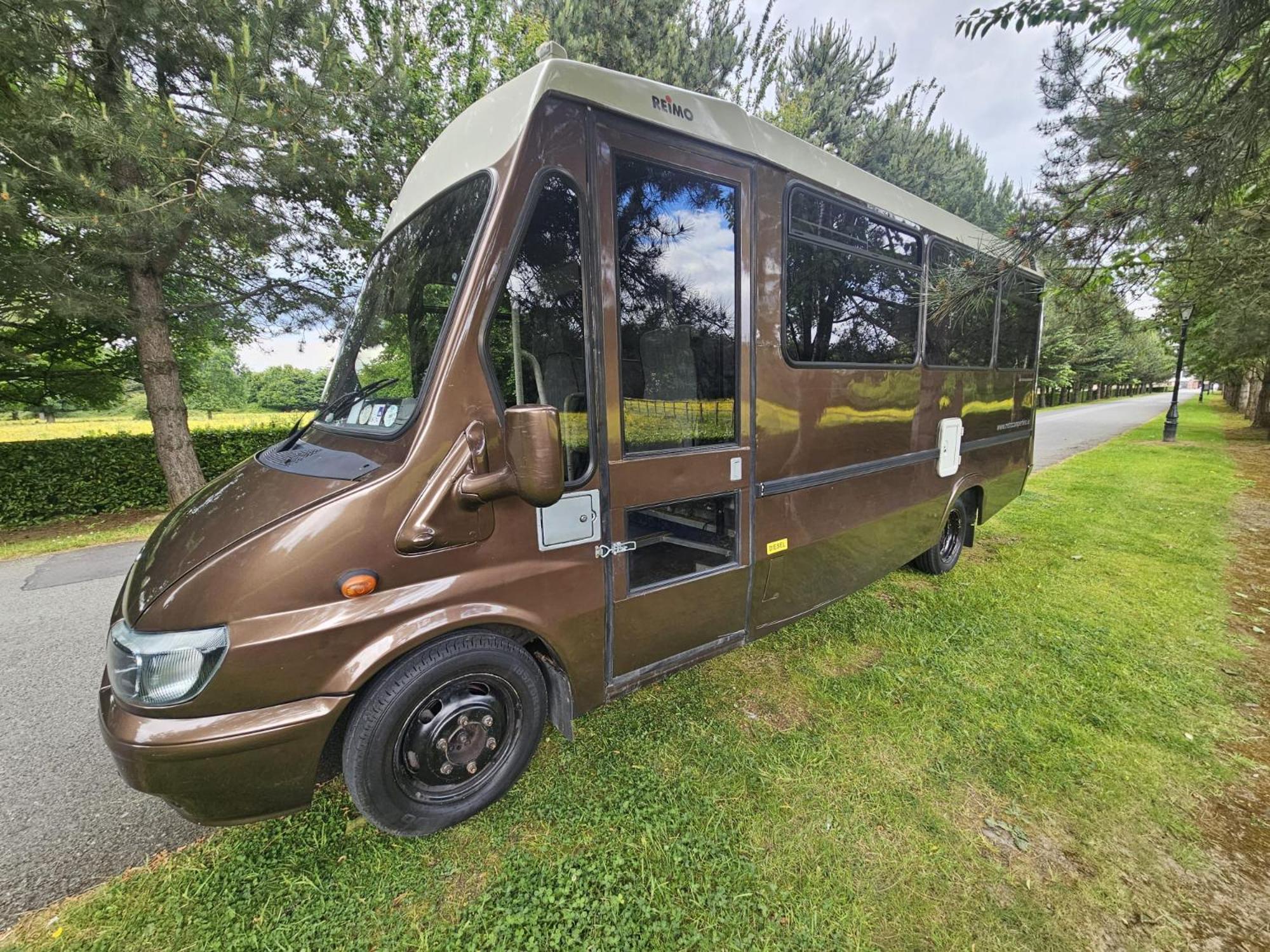 Retro Camper Hire Hotel Дъблин Екстериор снимка
