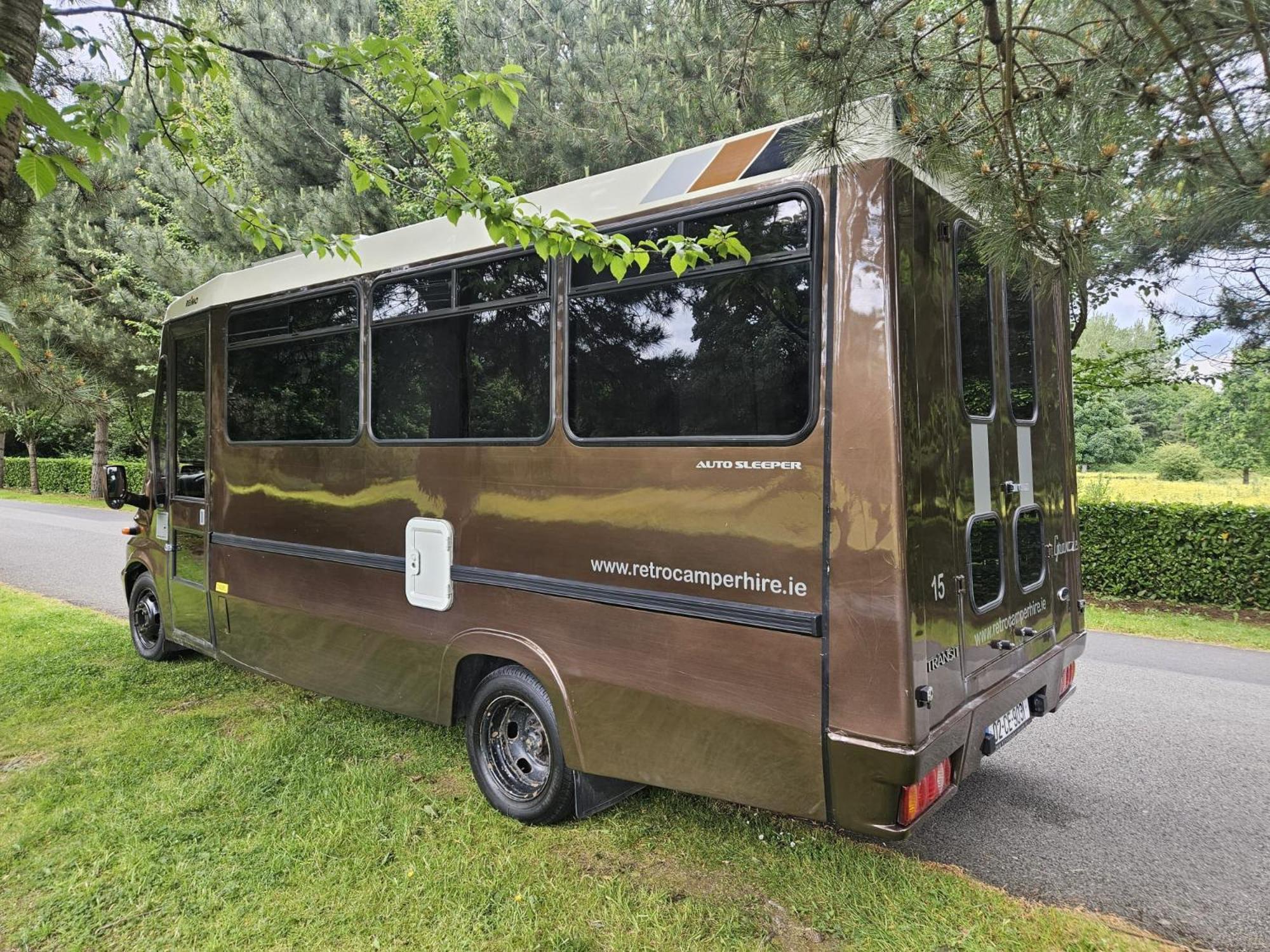 Retro Camper Hire Hotel Дъблин Екстериор снимка